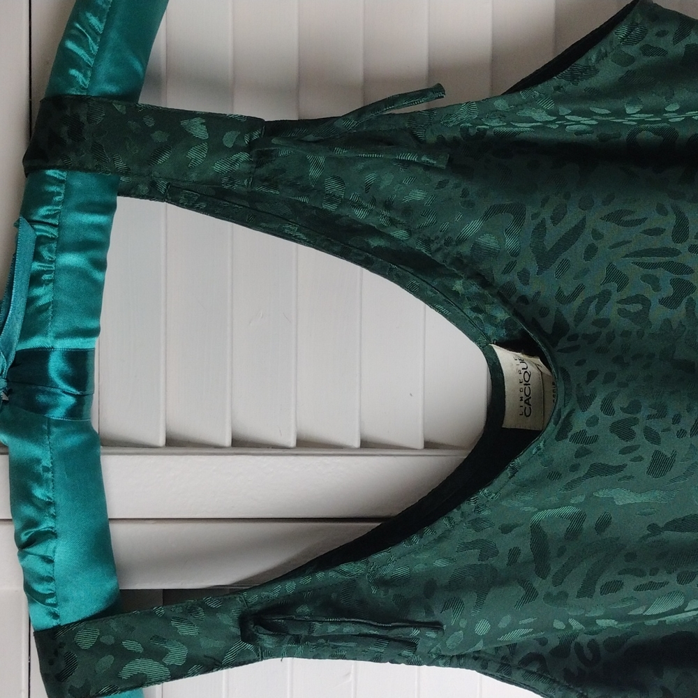 Cacique Intimates - Picture 2 of 6